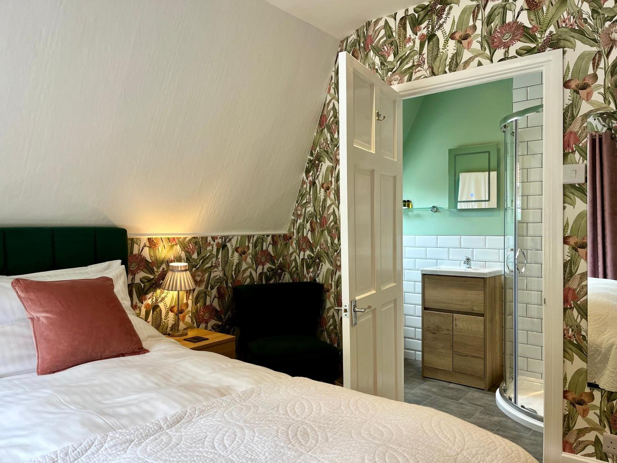 Southcliffe B&B Lynton Bagian luar foto