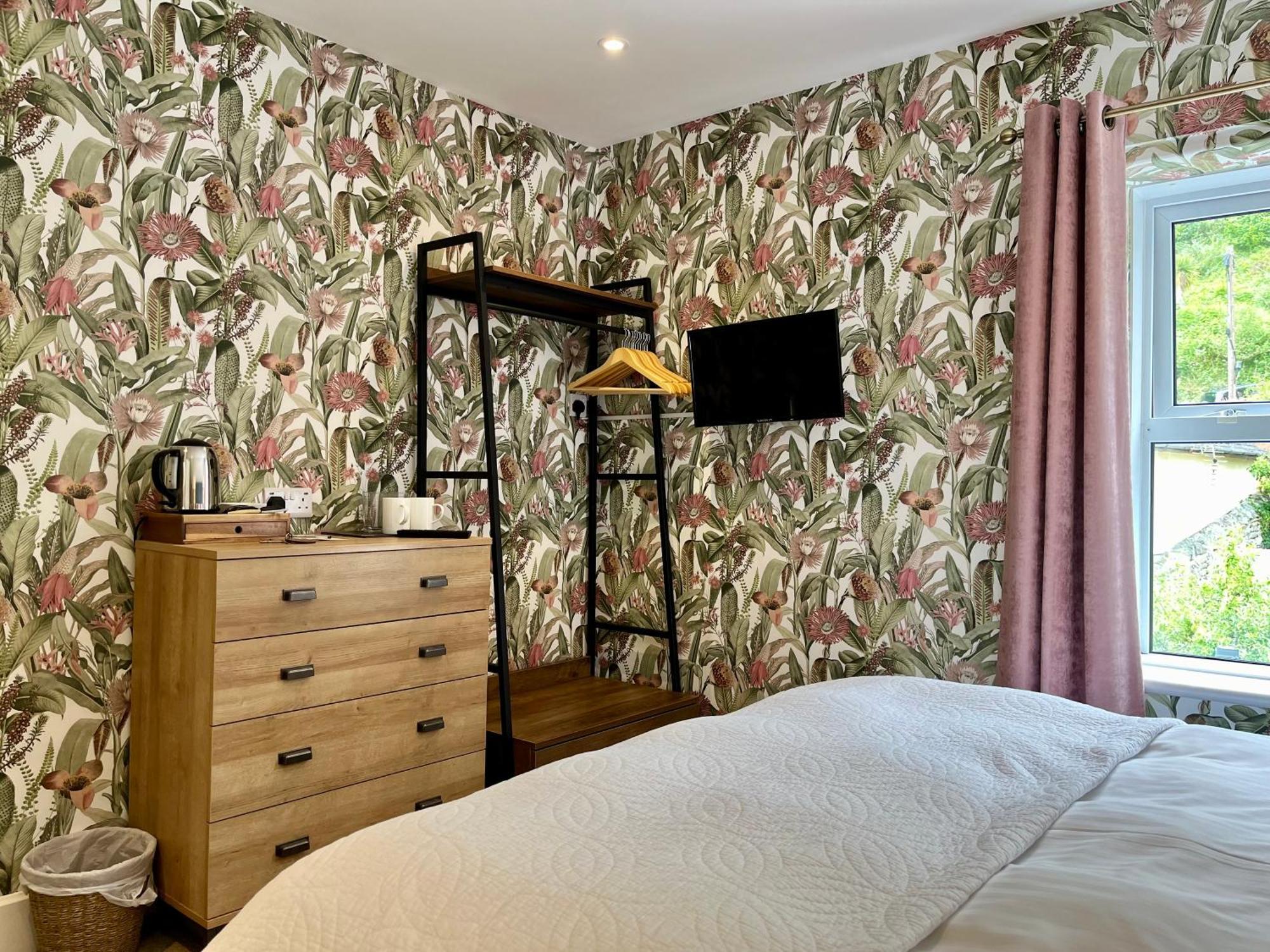 Southcliffe B&B Lynton Bagian luar foto